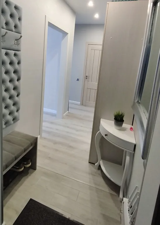 Уютная квартира с хорошим ремонтом в новом доме у моря