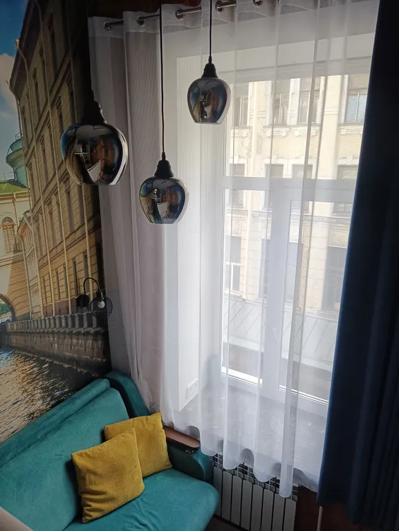 У Сенной площади/Студия в центре