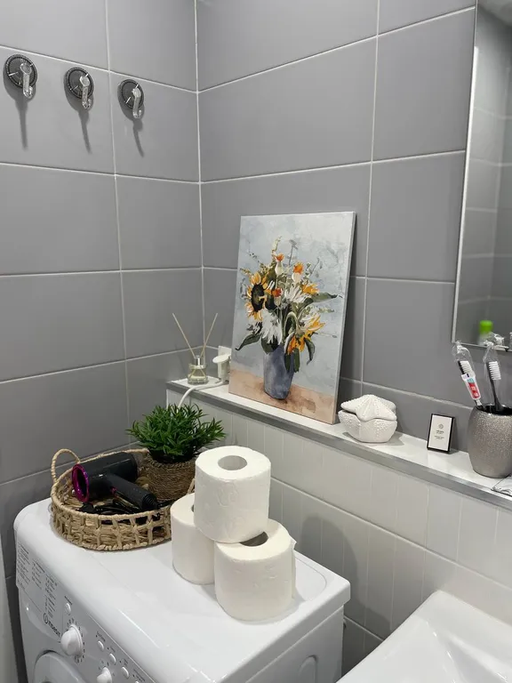 Современная студия с двухспальной кроватью в Люберцах