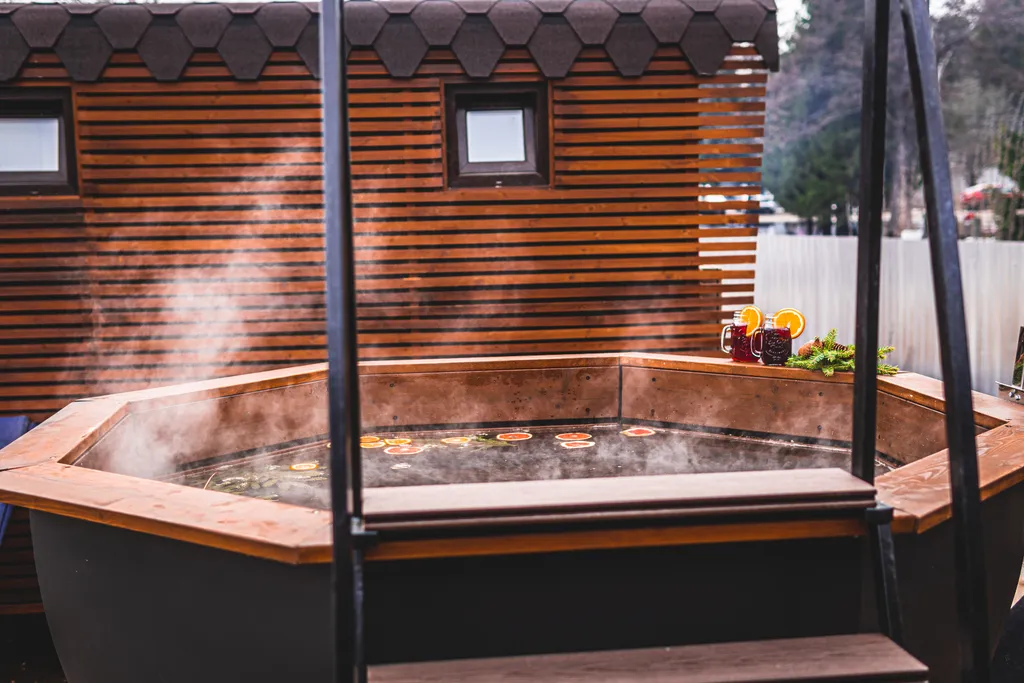 Коттедж Уютный домик в лесу — Новая