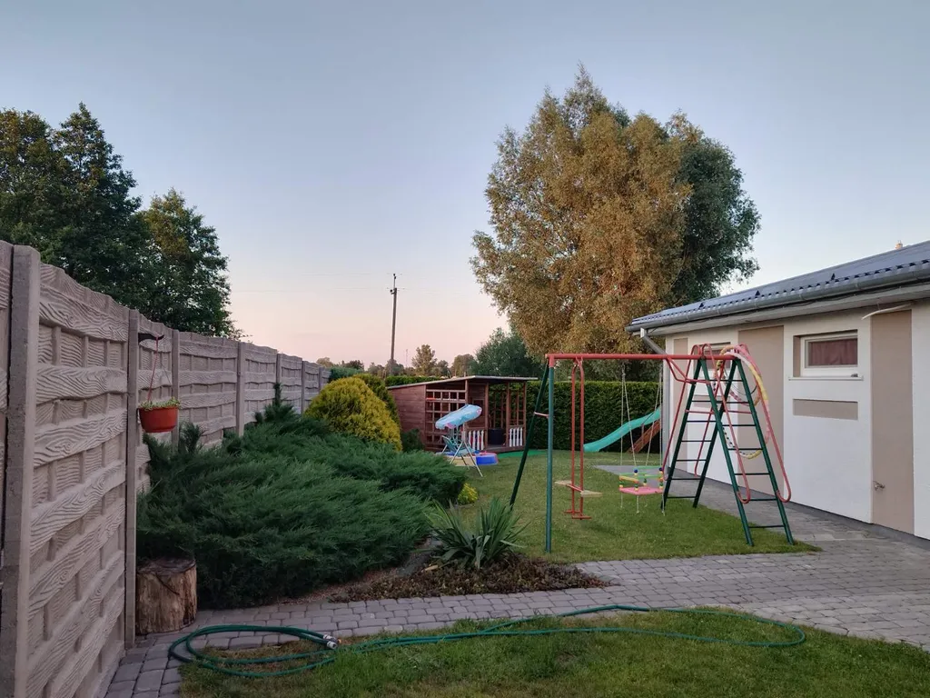 Апартаменты с баней и детской площадкой в пригороде Бреста