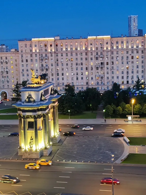 Квартира Квартира Трёхкомнатная сталинка у поклонной горы — Москва