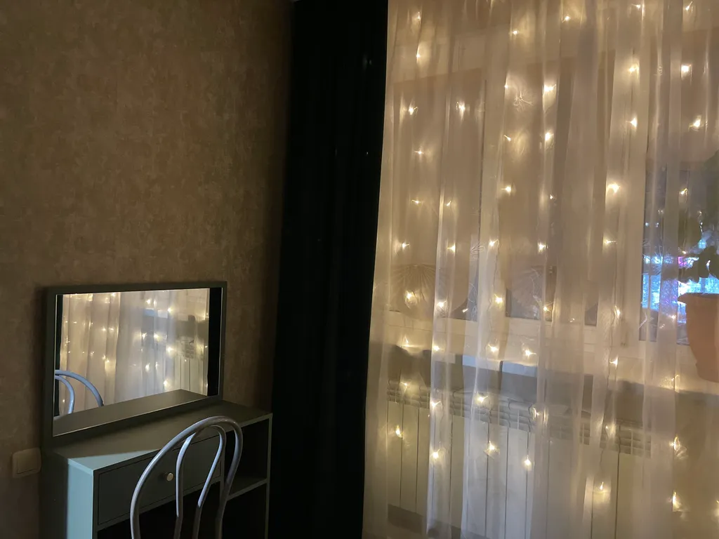 Уютная, светлая квартира с видом на гостиницу карибу