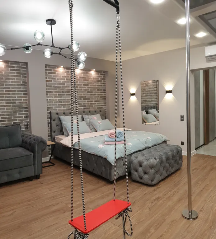 Люкс студия с огромной джакузи