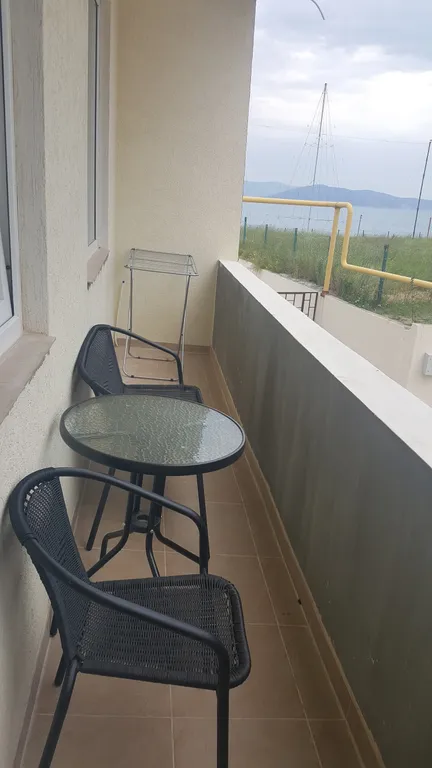 Уютная квартира на первой линии у моря