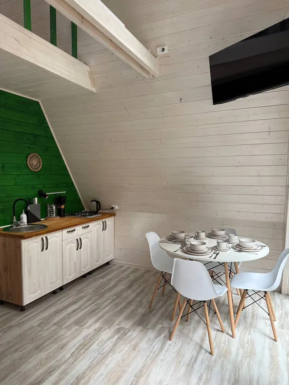 Домик у реки пра: баня под звёздами, тишина и лесные тропы