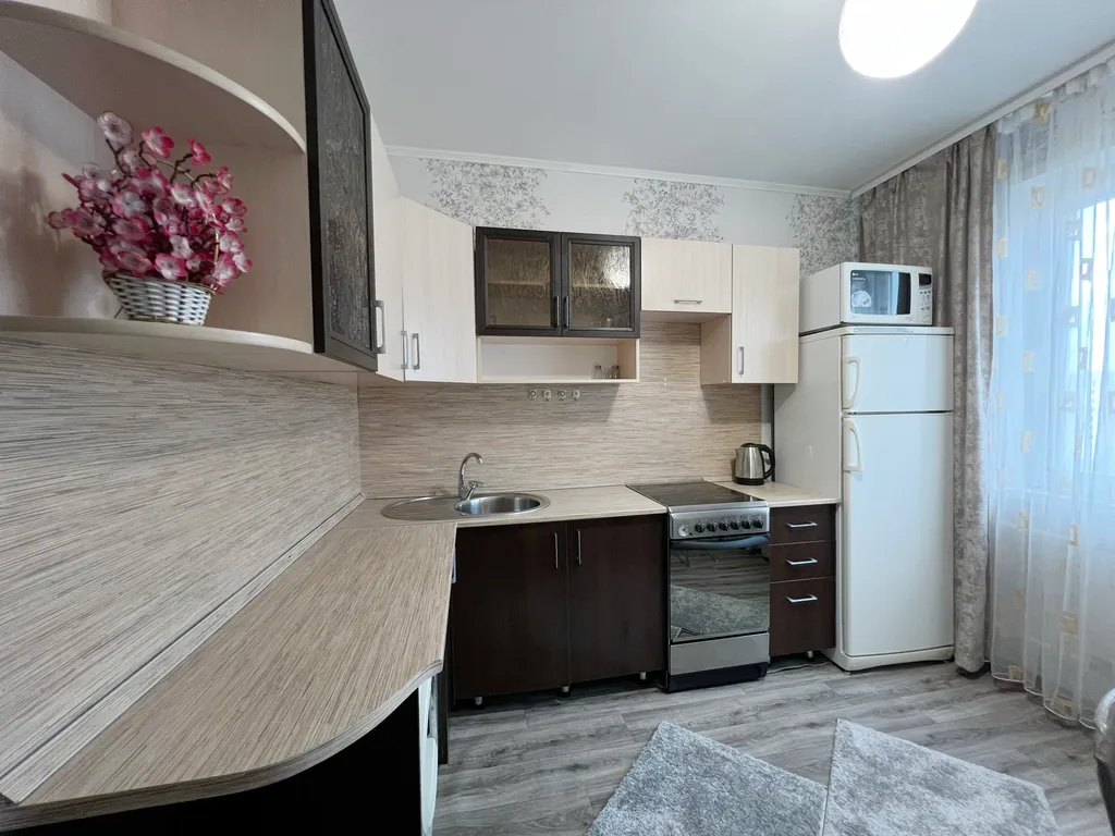 Квартира Апартаменты напротив Планеты — Красноярск