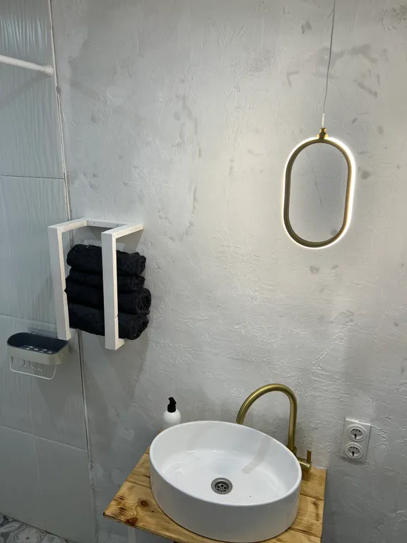 Новая двухкомнатная квартира с видом на море