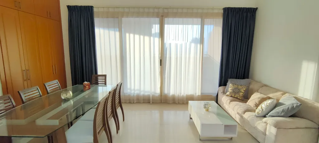 Апартамент с 2 спальнями и прекрасным видом на Марину