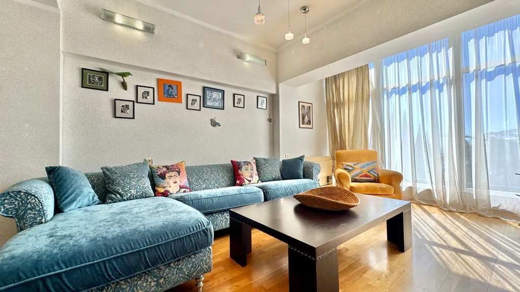 Дом у моря с личным парком, бассейном и сауной