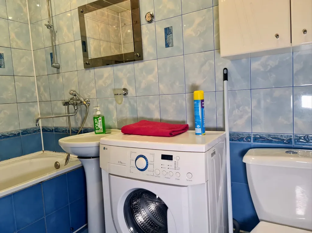 Двухкомнатная квартира в центре Сыктывкара