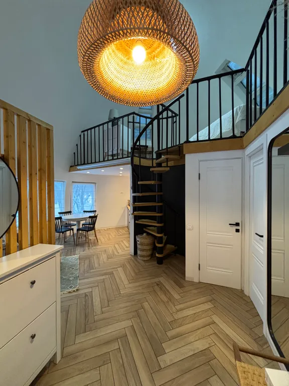 Купольный дом с баней и купелью в лесу в Москве