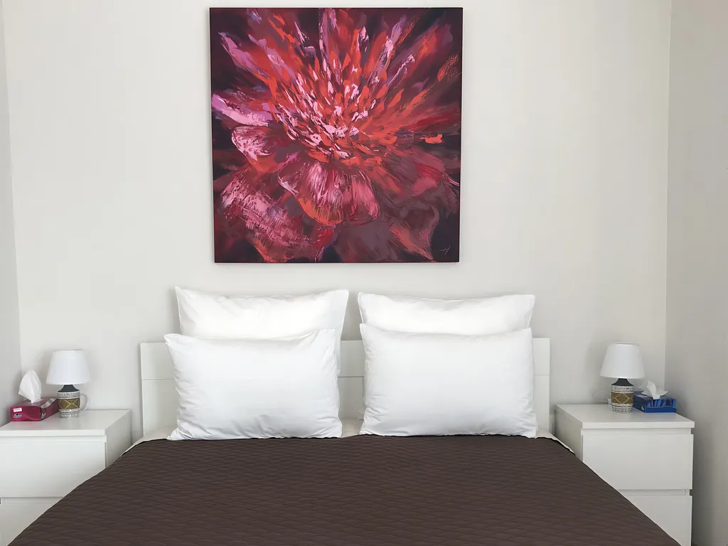 Стильная светлая квартира у Комаровского рынка