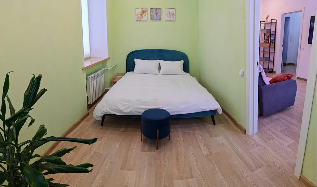 Обновленная двушка в центре