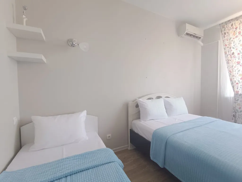 Видовая евротрешка у Мамаева Кургана в центре