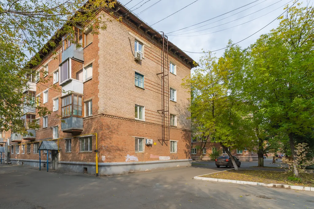 Апартаменты LikeHome на 60 лет Октября