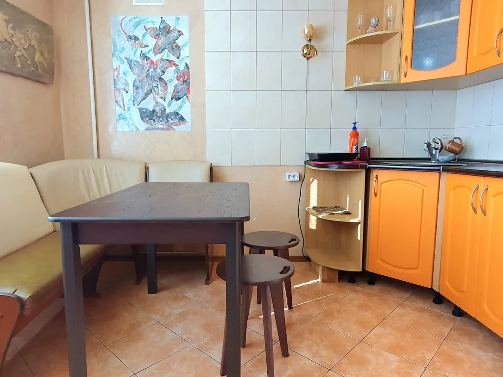 Дизайнерская квартира с двухместной ванной в центре