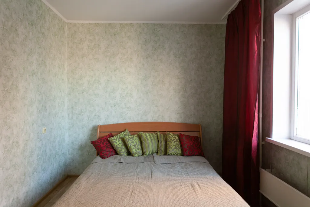 Двухкомнатная возле ТРЦ Планета