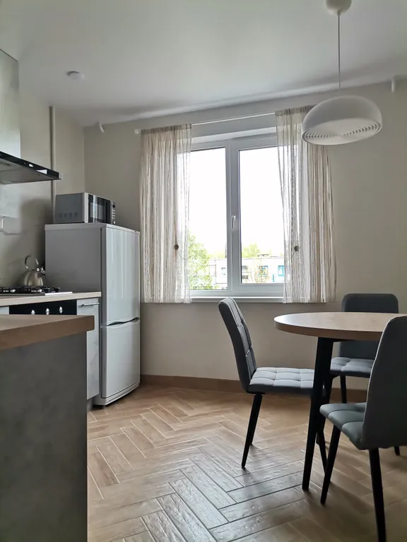 Современная двухкомнатная квартира в центре города