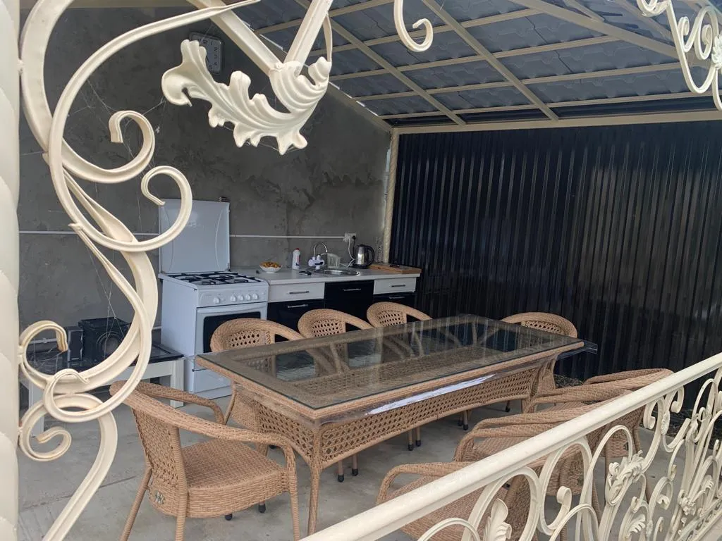 Дом на берегу Каспийского моря