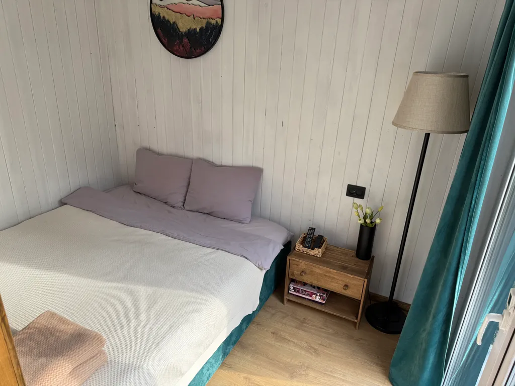 Дом с панорамным видом на лес