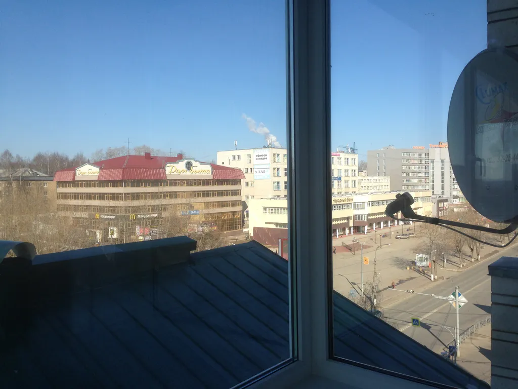 Уютная двушка в хорошем доме возле ЦУМа, рядом с Новогодней Елкой