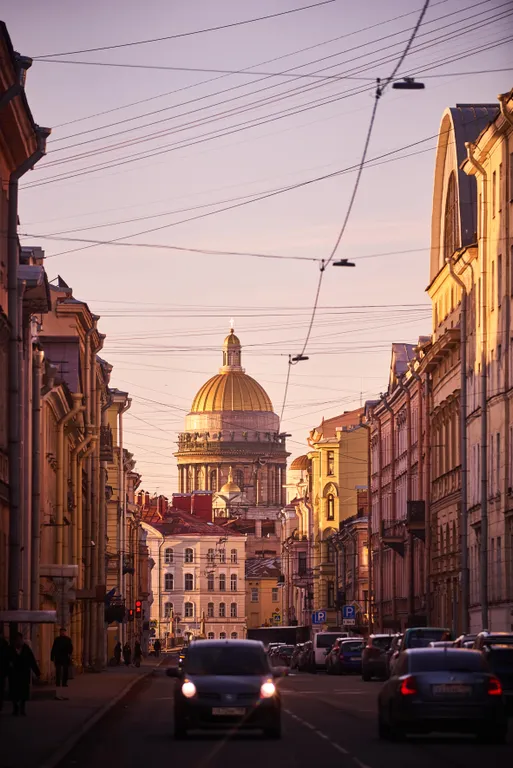 Уютная студия с парковкой в центре