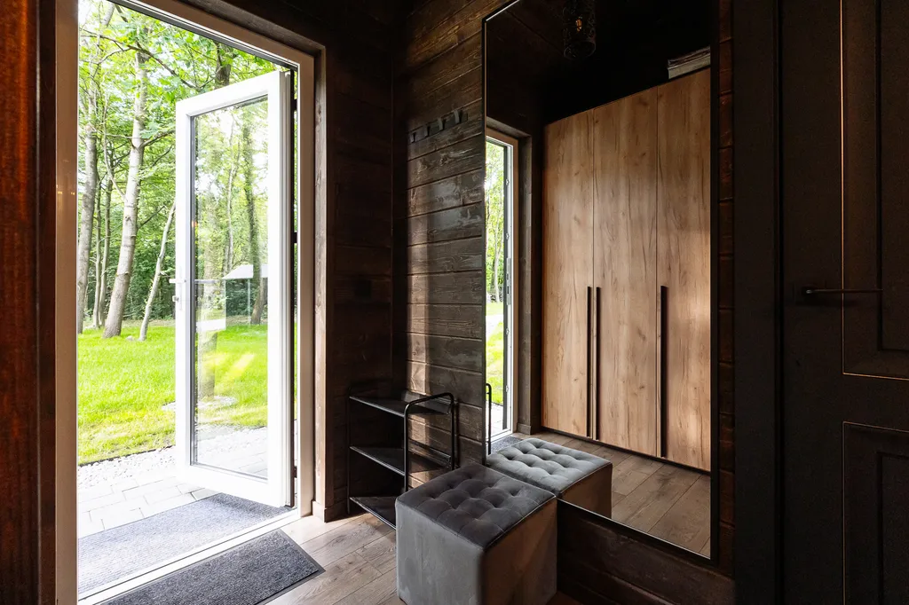 Дом с баней на озере