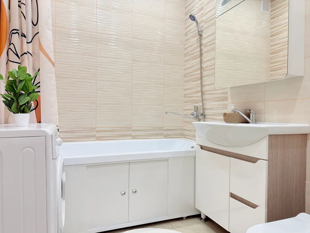 Новая однокомнатная у ТЦ Тополь