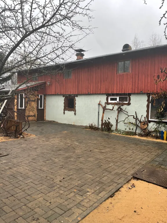 Уютный деревенский домик с русской баней возле берега озера