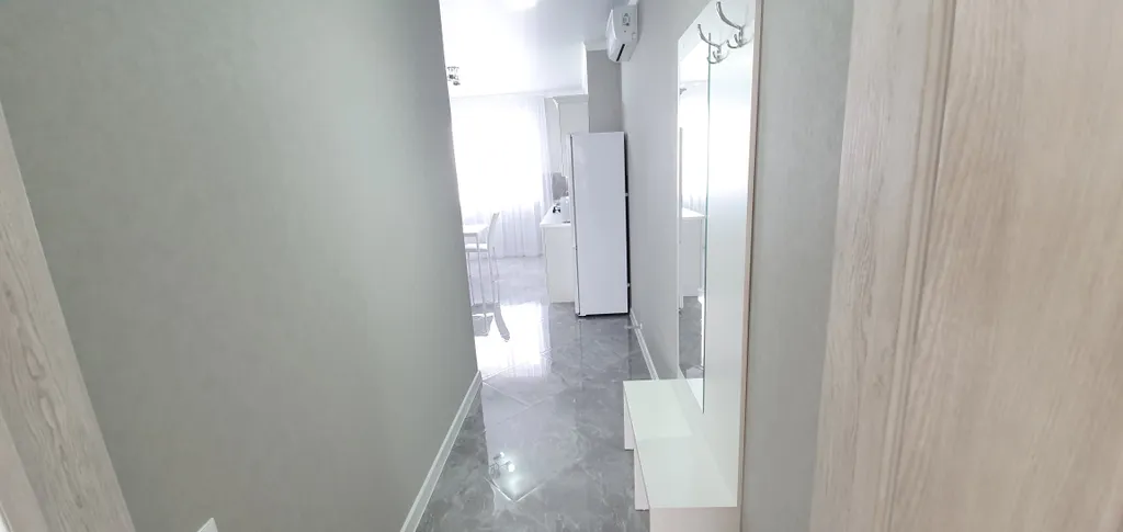 Светлые апартаменты в центре Витязево