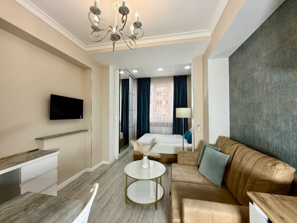 Stylish Apt 2 in City Center