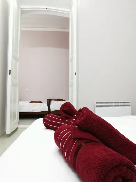 Уютный дом в центре города