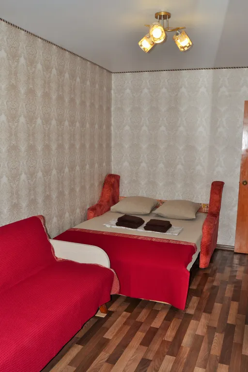 Уютная квартира в центре поселка