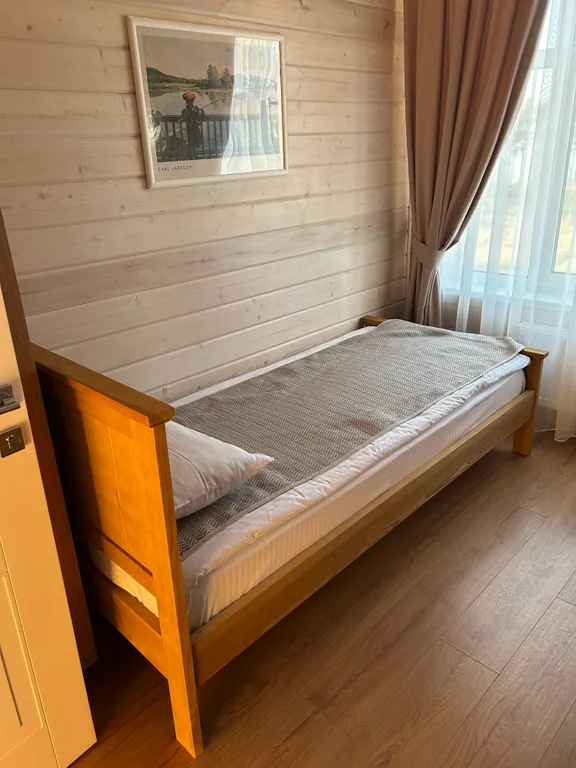 Дом в лесу с баней и видом на Волгу