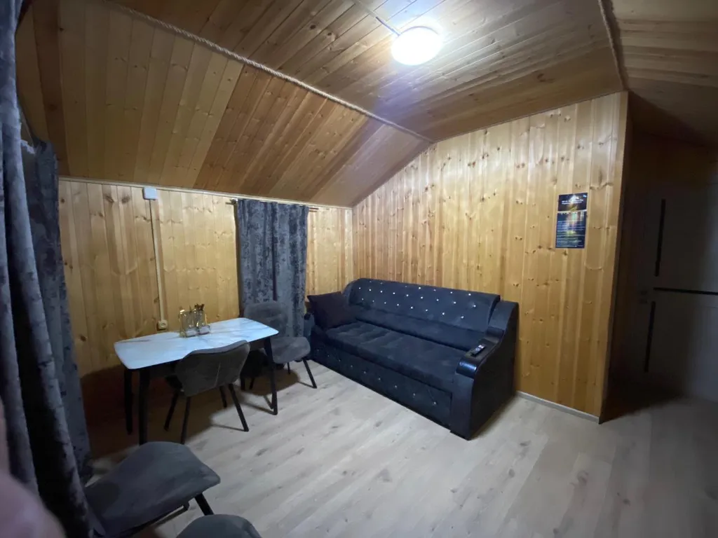 Шале домик в лесу