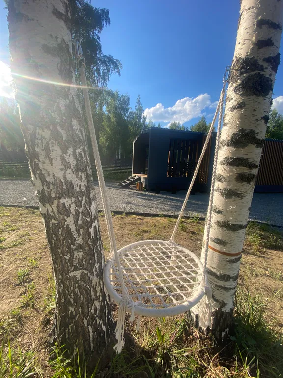 Домик в березах с баней