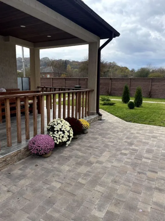 Уютный гостевой дом с бассейном, недалеко от термальных источников