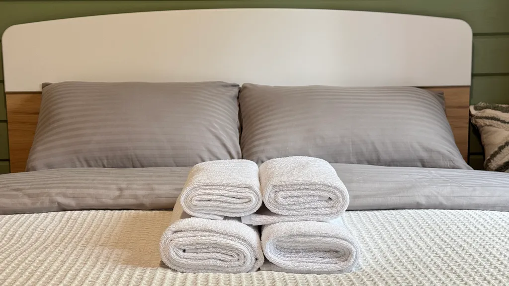 Дома из клееного бруса в хвойном лесу у Камского Моря и Семрука