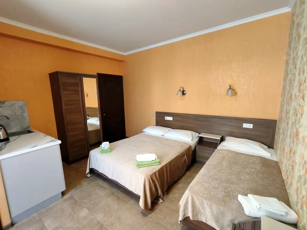 Квартира Квартира Четырехместный номер с кухней — Анапа