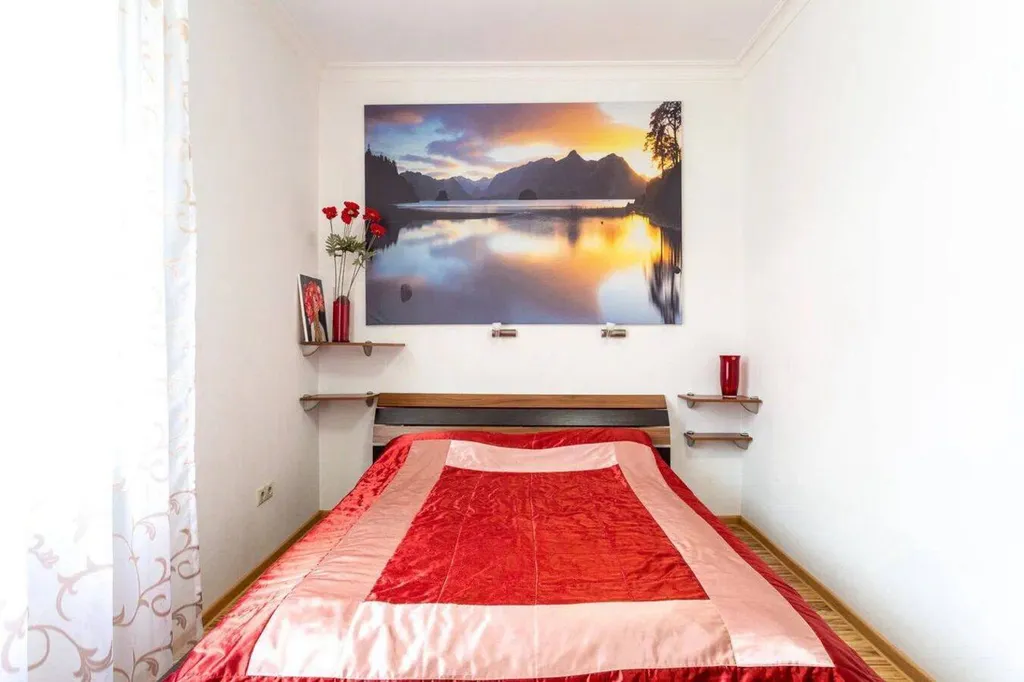 Двухэтажный дом на Турчинского