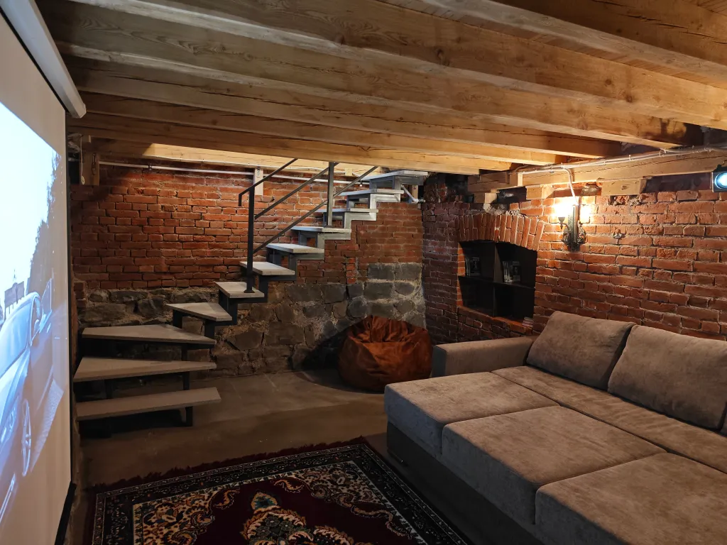 Апартамент винтаж со своим двориком в центре