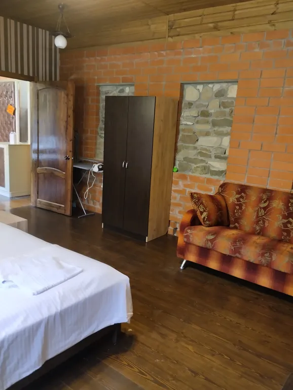 Коттедж Часть дома с отдельным входом — Пляхо