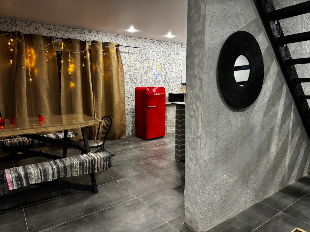 Дом в 1 километре от города