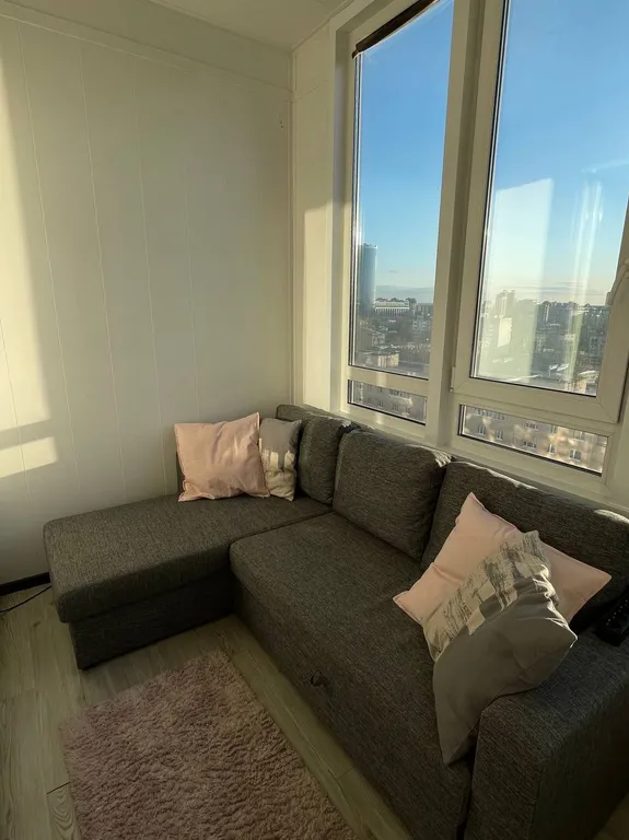 Однокомнатная квартира с большим балконом