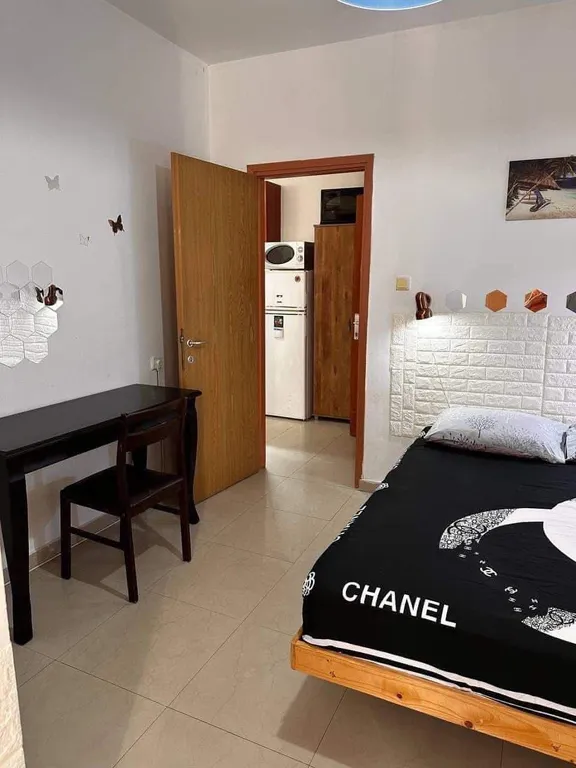 Красивая тихая уютная 2 ком квартира рядом с морем и парками Бат-яма