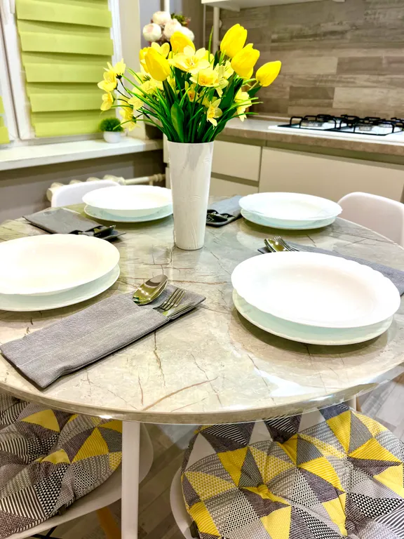 Уютная солнечная квартира с большой лоджией и видом на весь город