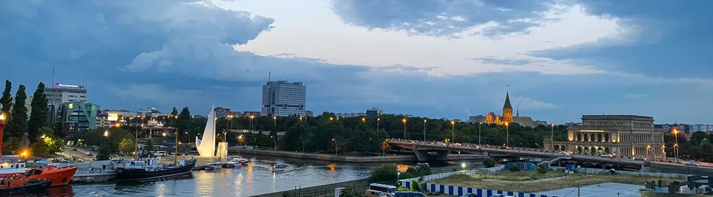 Квартира Светлая просторная квартира в самом центре — Калининград