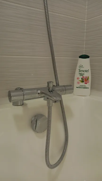 Просторная студия с видом на город