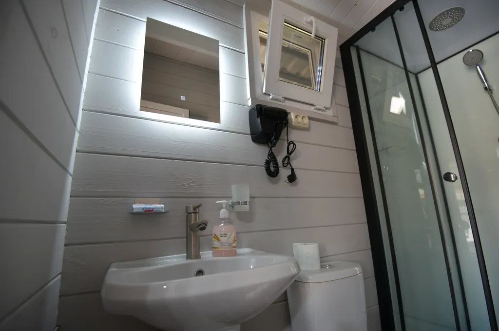 Коттедж Коттедж в центре города — Сухум